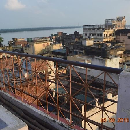 Family Guest House Benares Buitenkant foto