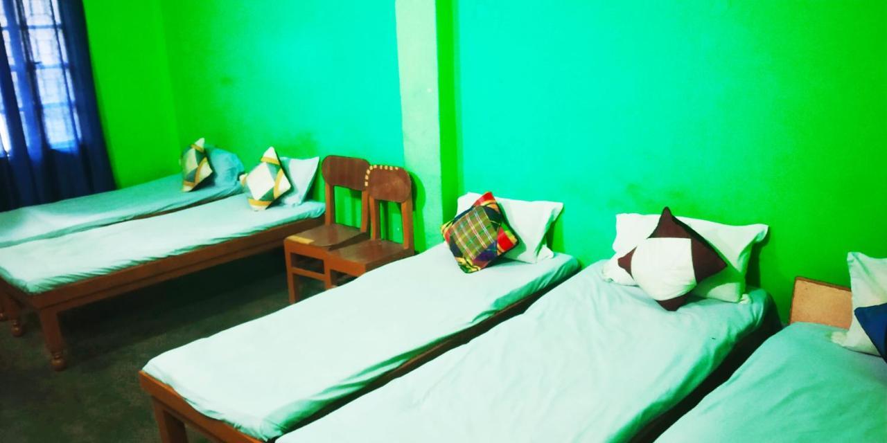 Family Guest House Benares Buitenkant foto