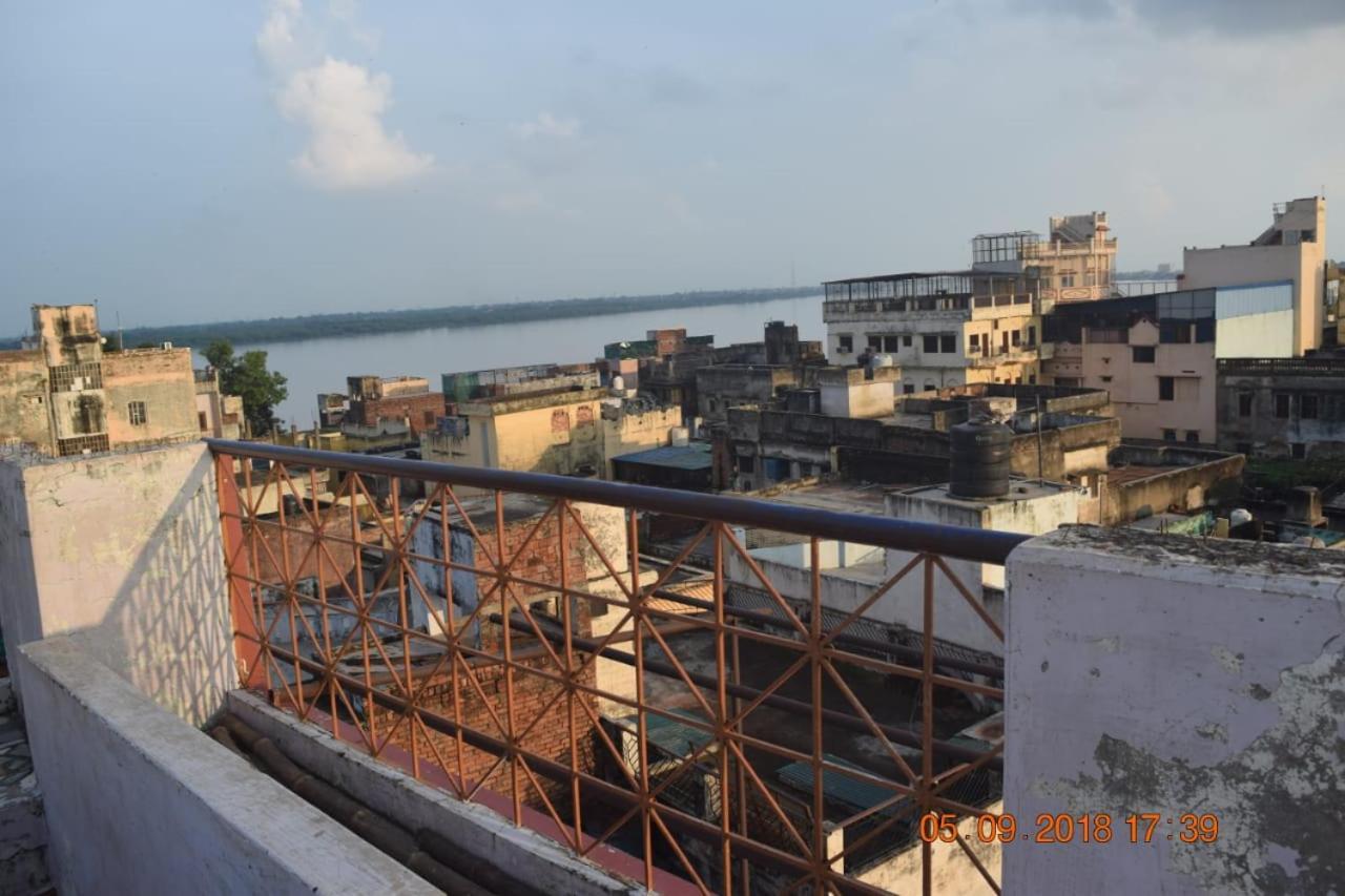 Family Guest House Benares Buitenkant foto