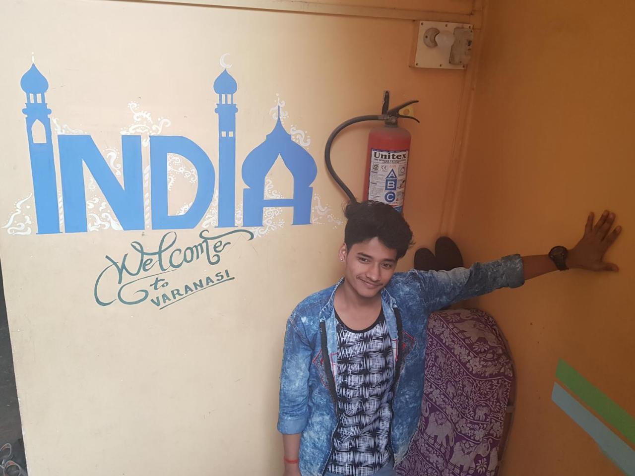 Family Guest House Benares Buitenkant foto